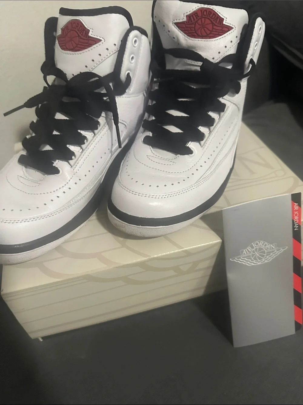 Air Jordan White/Black/Red Retro Sneakers